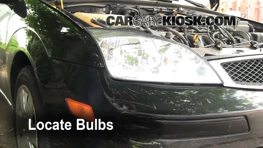 2006 Ford Focus ZX3 2.0L 4 Cyl. Lights Parking Light (replace bulb)
